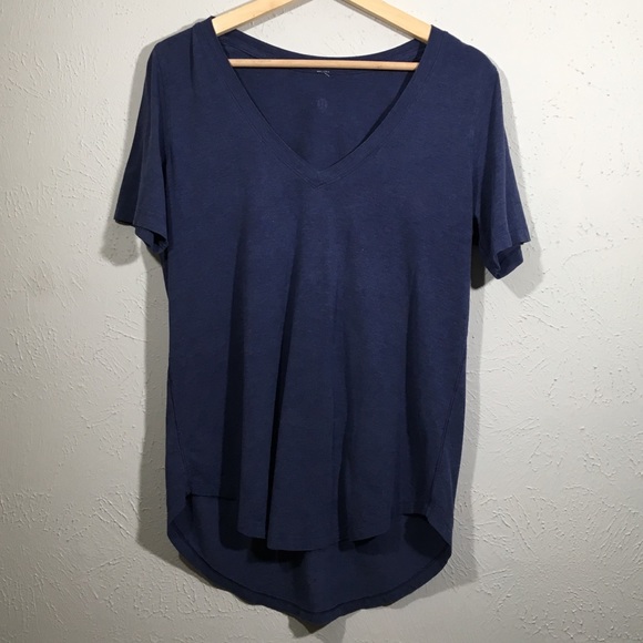 lululemon athletica Tops - Lululemon blue tee shirt size M